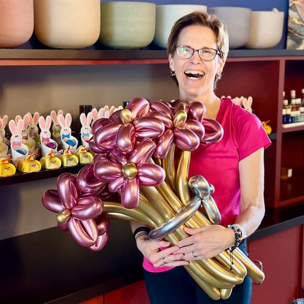 Balloon bouquet arrangement